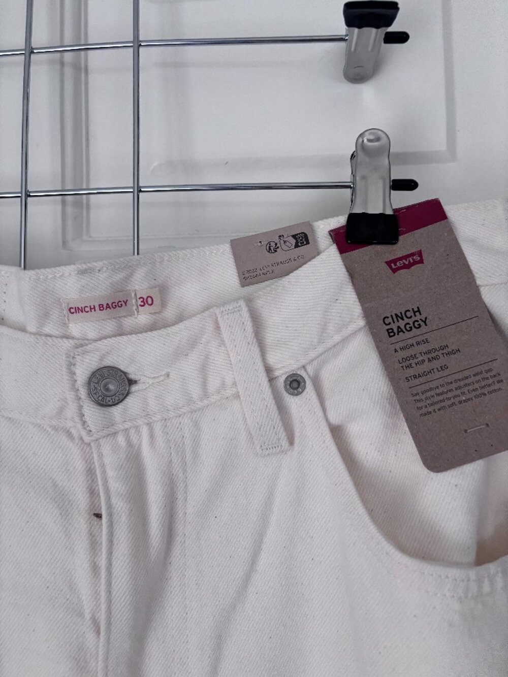 Levi’s Cinch Baggy High Rise Jeans White/Cream – 30x31 – NWT